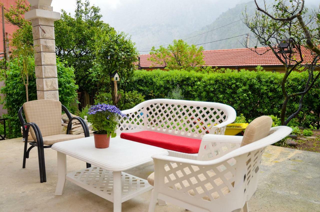 Apartment Buki Kotor Exterior foto